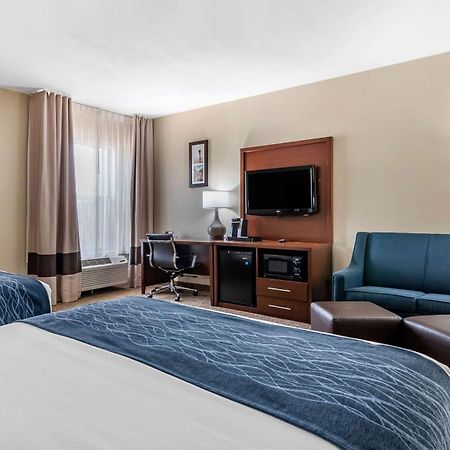 Comfort Inn & Suites Junction City - Near Fort Riley Eksteriør billede