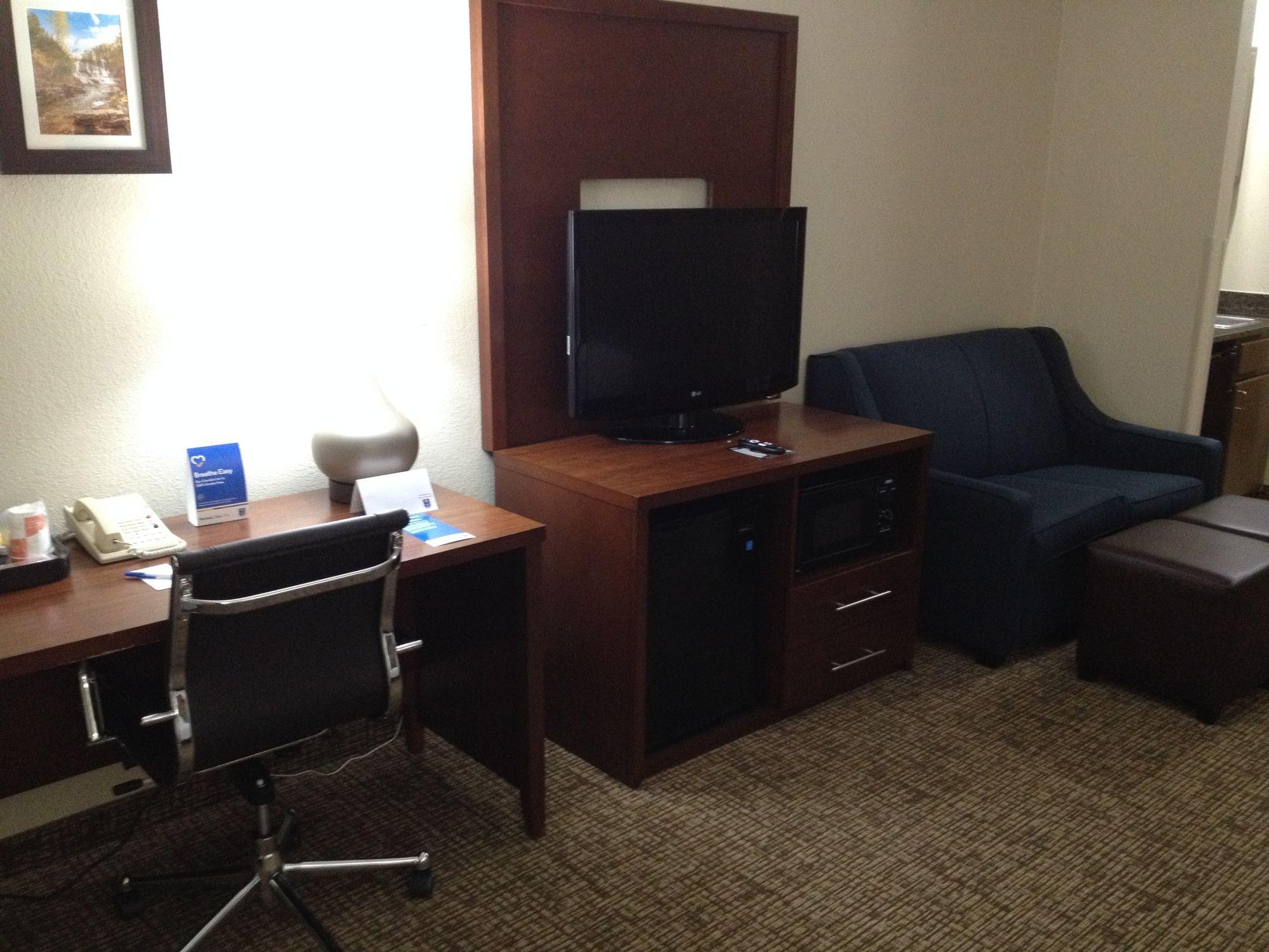 Comfort Inn & Suites Junction City - Near Fort Riley Eksteriør billede