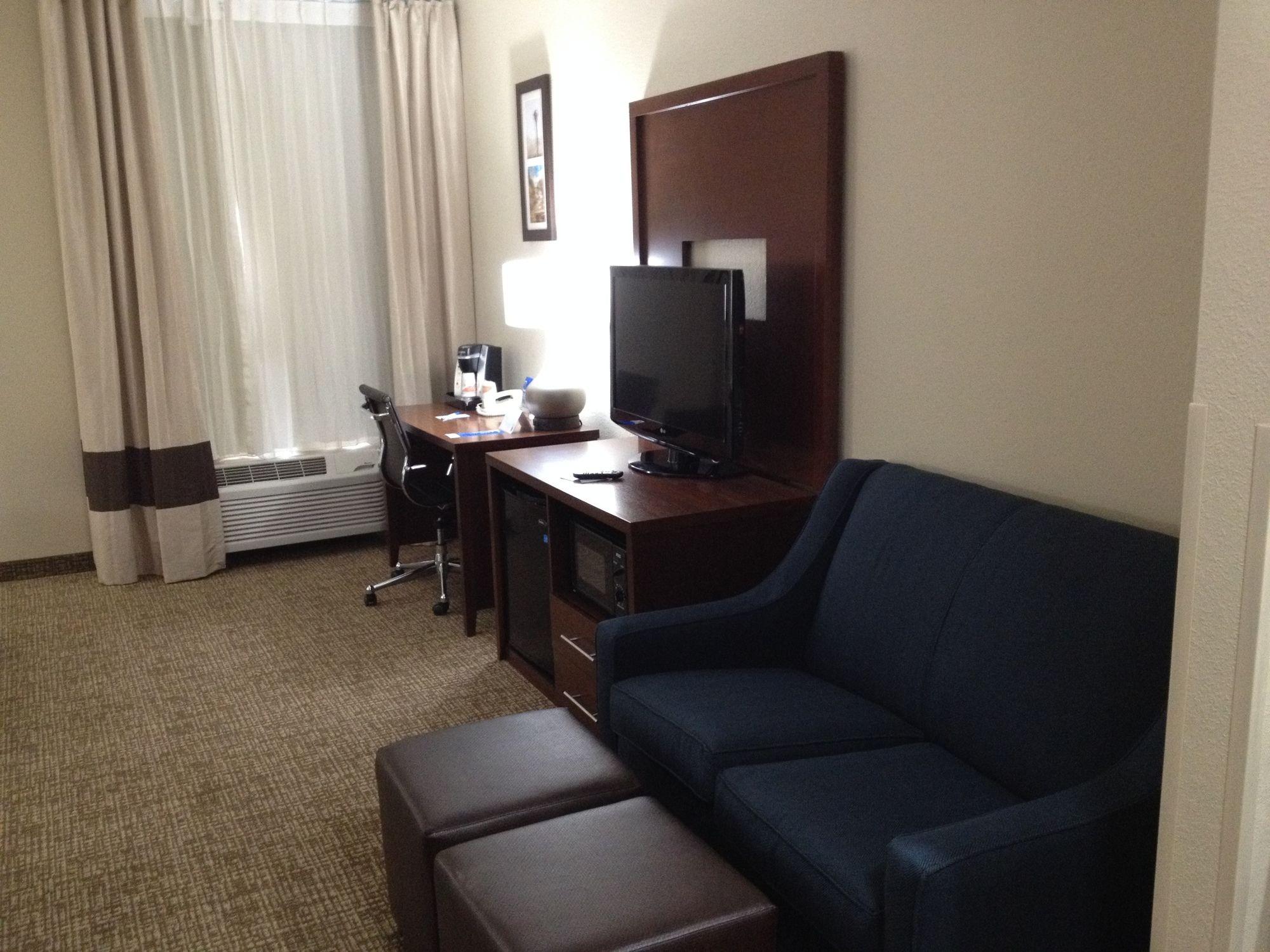 Comfort Inn & Suites Junction City - Near Fort Riley Eksteriør billede