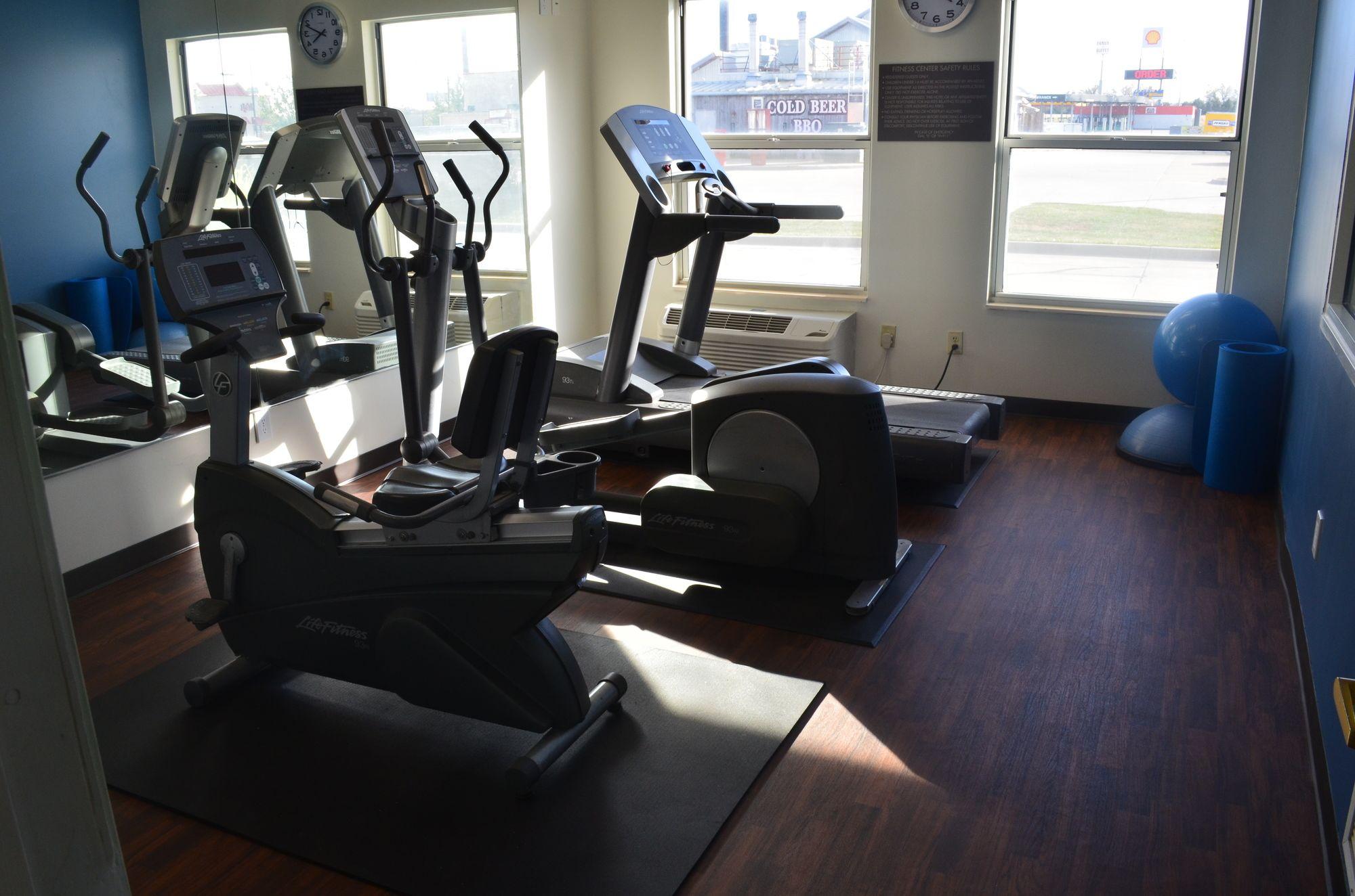 Comfort Inn & Suites Junction City - Near Fort Riley Eksteriør billede