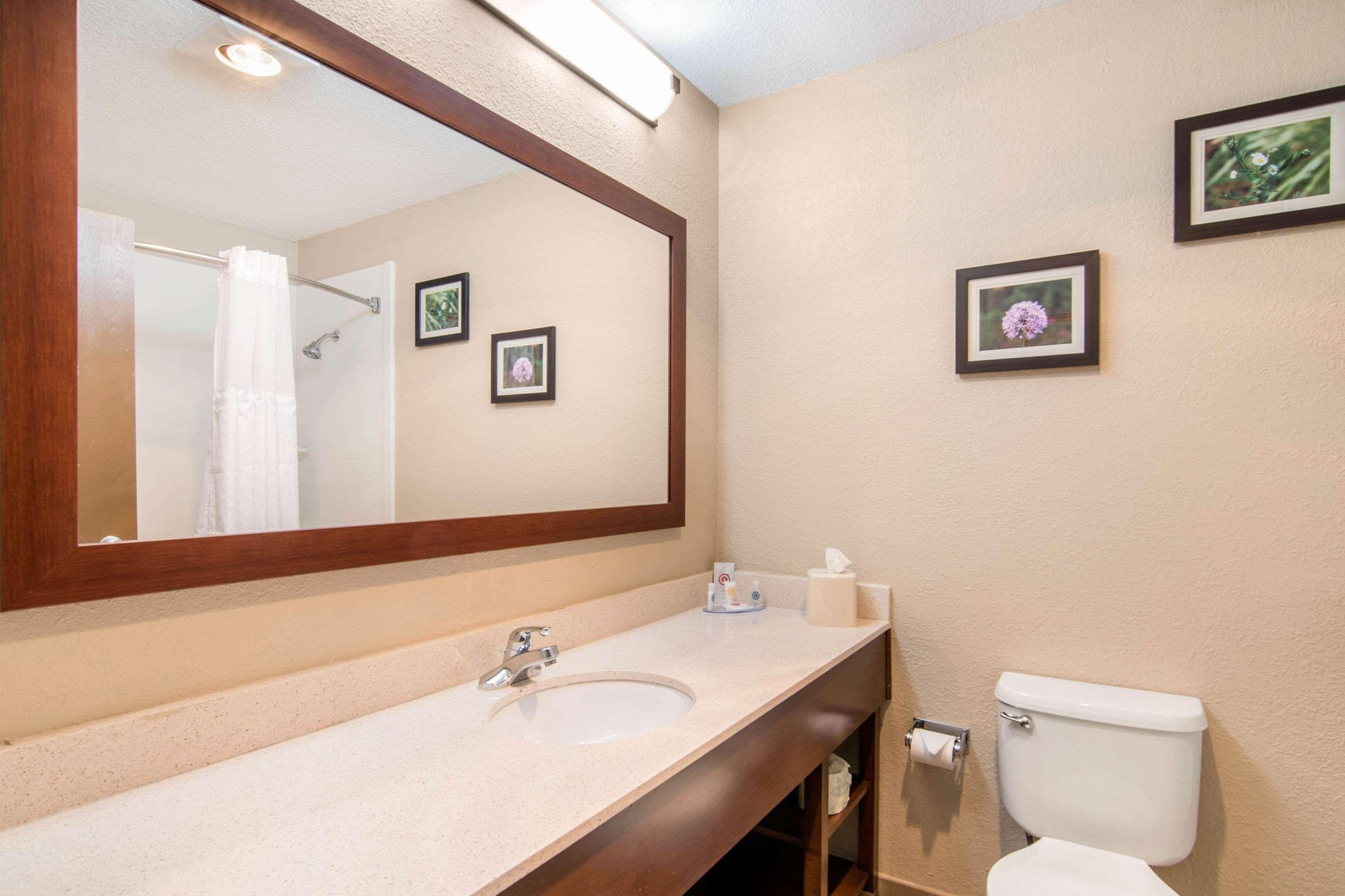 Comfort Inn & Suites Junction City - Near Fort Riley Eksteriør billede