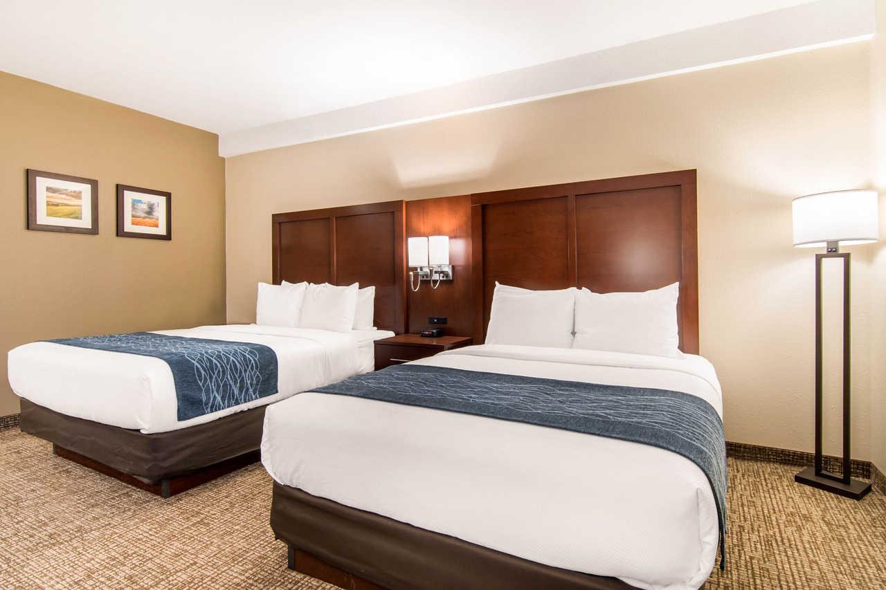 Comfort Inn & Suites Junction City - Near Fort Riley Eksteriør billede