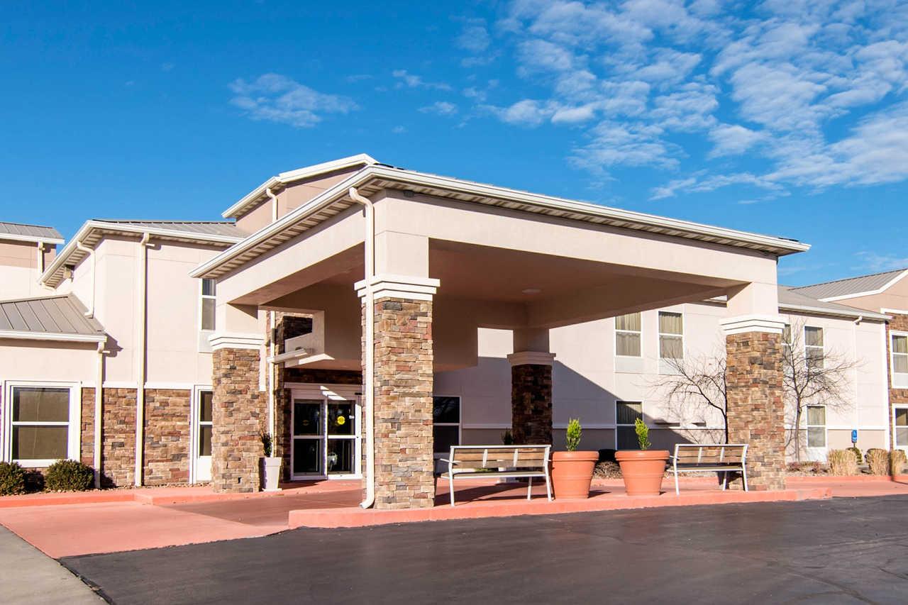 Comfort Inn & Suites Junction City - Near Fort Riley Eksteriør billede