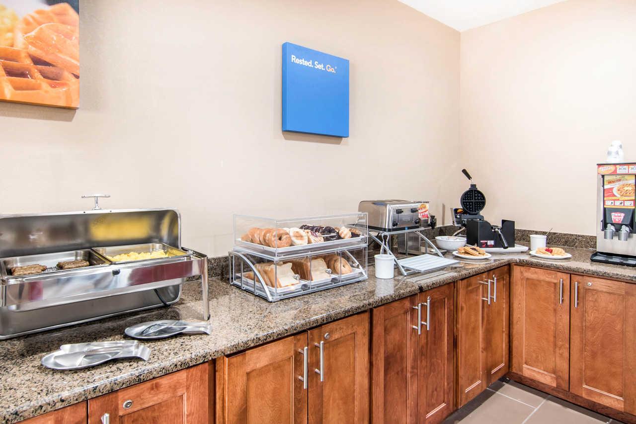 Comfort Inn & Suites Junction City - Near Fort Riley Eksteriør billede