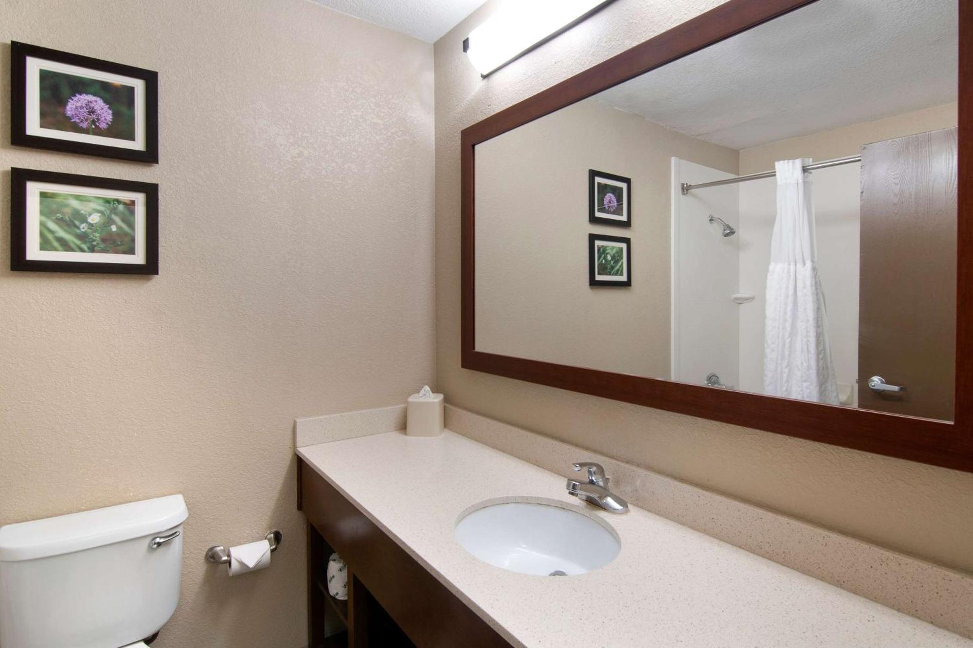 Comfort Inn & Suites Junction City - Near Fort Riley Eksteriør billede
