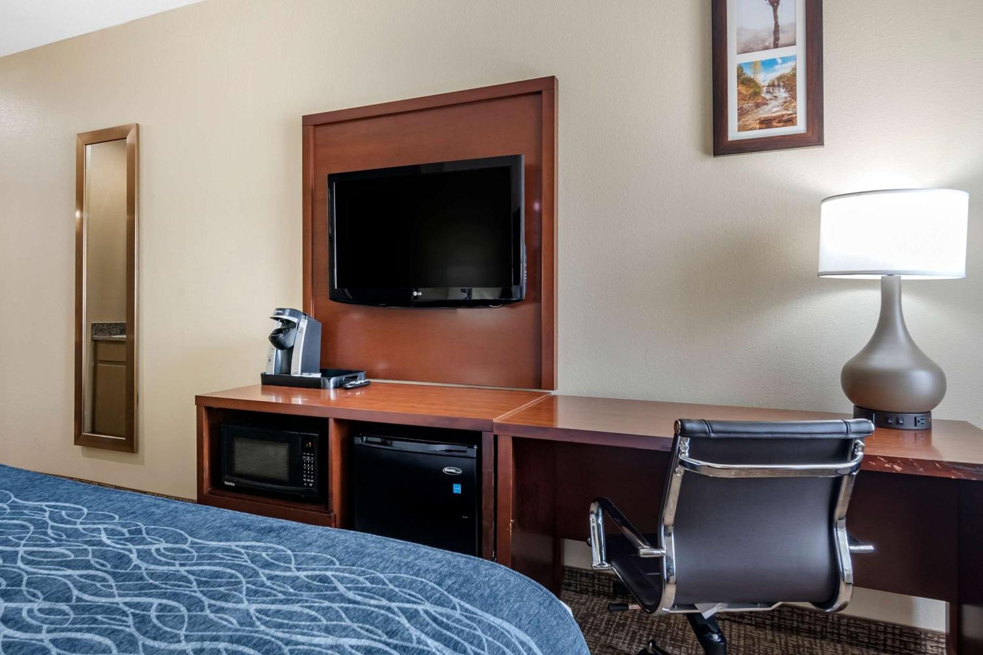 Comfort Inn & Suites Junction City - Near Fort Riley Eksteriør billede